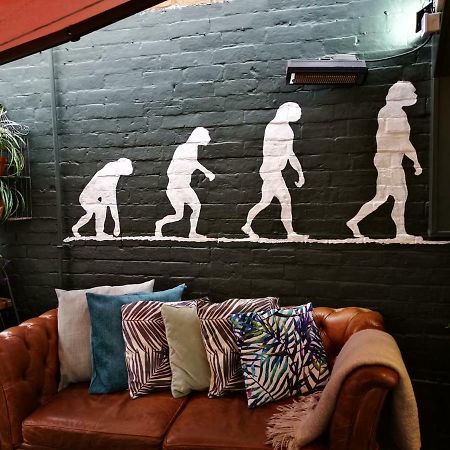 Darwin'S Kitchen Shrewsbury Exterior foto